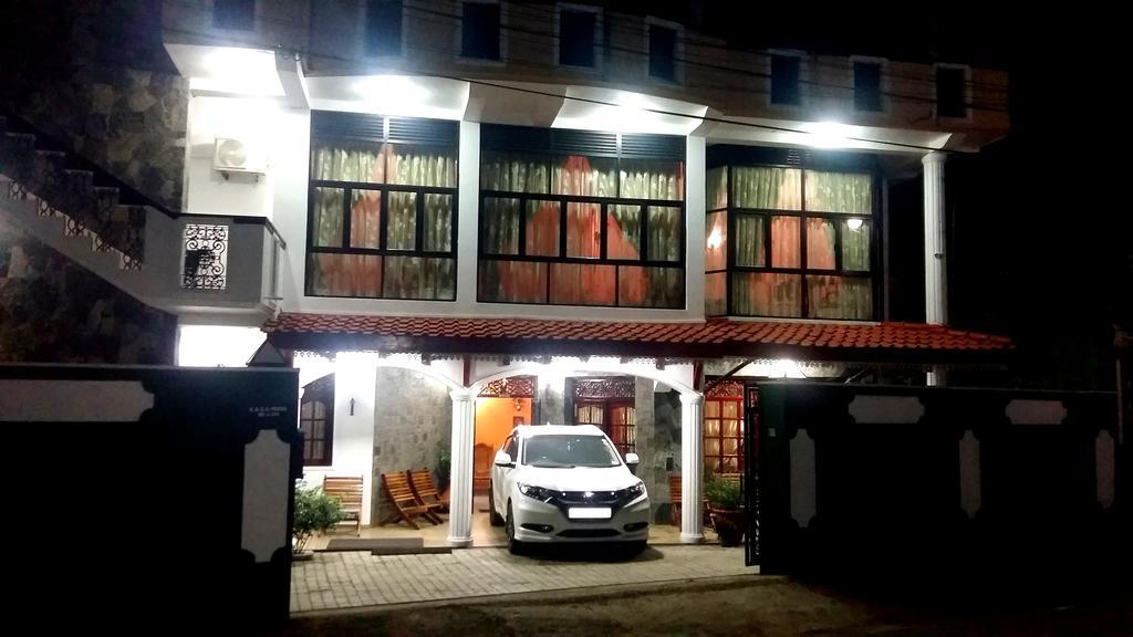 Basilico Homestay Kegalle Bagian luar foto