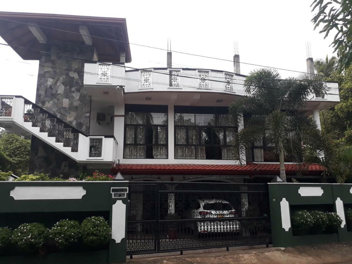 Basilico Homestay Kegalle Bagian luar foto